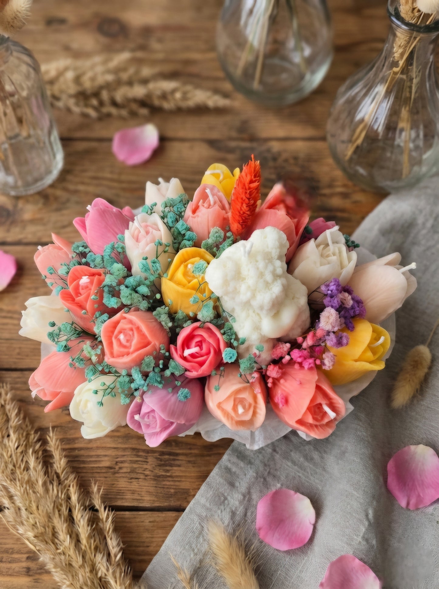 Velvet Rose Bowl  Handgegossene Blumenkerze aus Rapswachs Bunt & Vegan